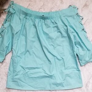 ✨️CL Adeline Los Angeles Blue 100% Cotton Sleeve L